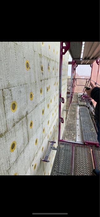 Echipa  Muncitori - Fațade  & finisaje interioare Firma SRL