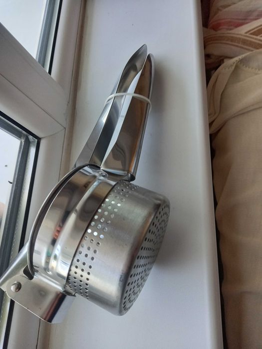 Pasator de cartofi din oțel