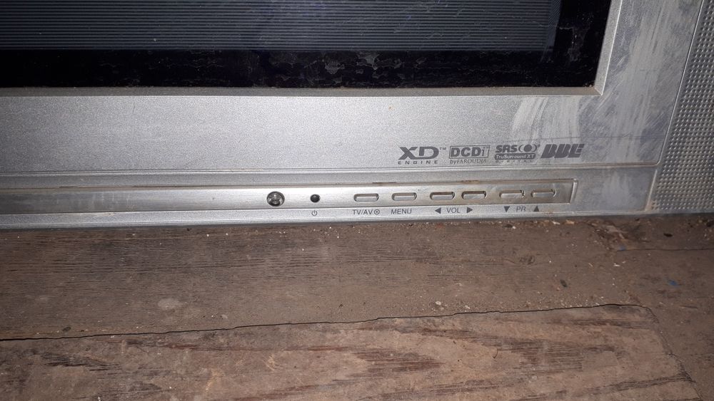 Продам телевизор LG rt-42px10