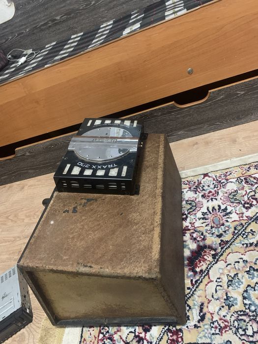 Продам Сабвуфер с Усилителем