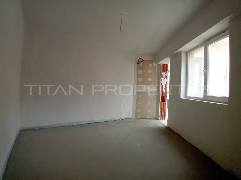 Продава се Тристаен апартамент в Пловдив, Въстанически - 84 кв.м за 1131 €/кв.м - Снимка #5