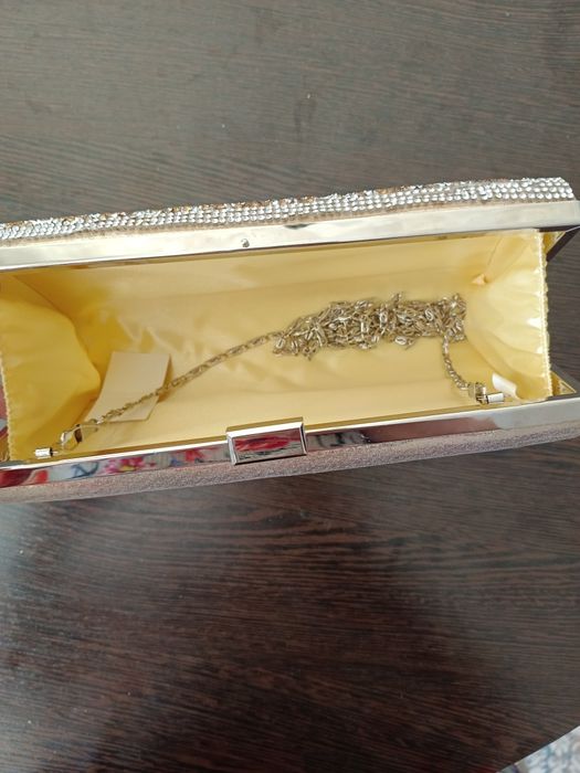 Продам клатчи новые