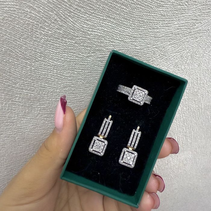 Бриллиант набор кольцо серьги 585 проба