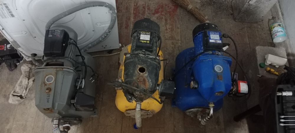 Продам на запчасти матор рабочи