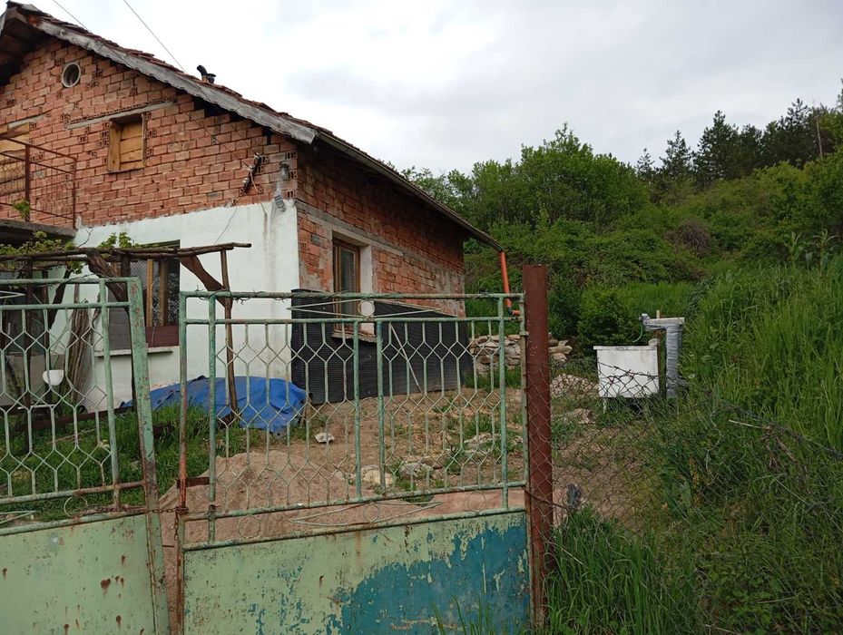 Къща в с. Тишевица