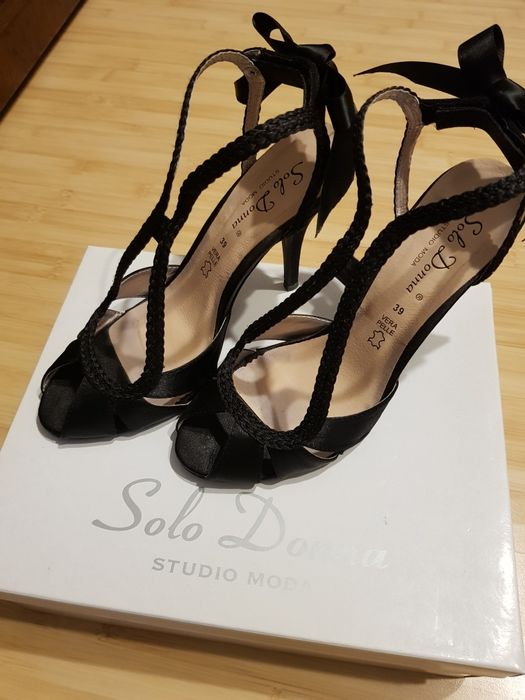 Sandale Solo Donna mărimea 39