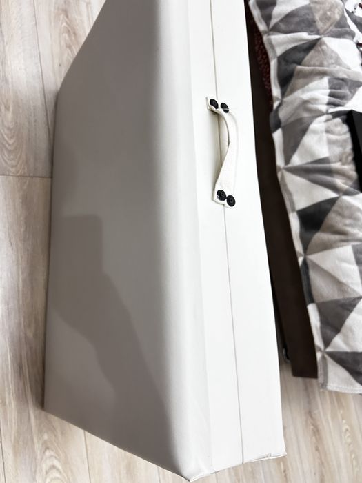 Продам кушетку мастера!