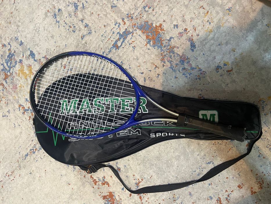 Ракетка для тенниса