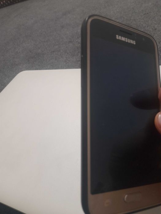 Samsung J 1 telfon sotiladi