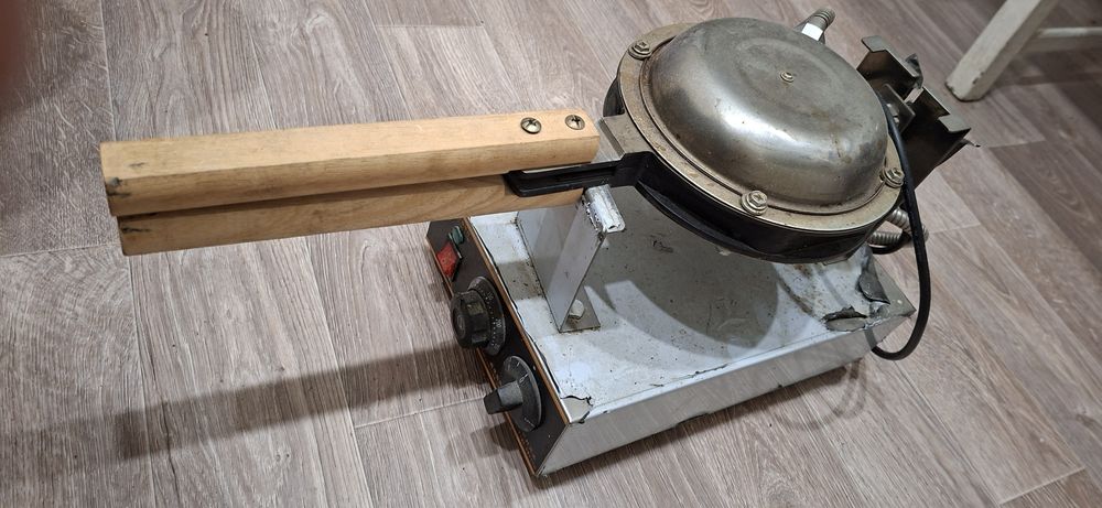 Продам вафельница