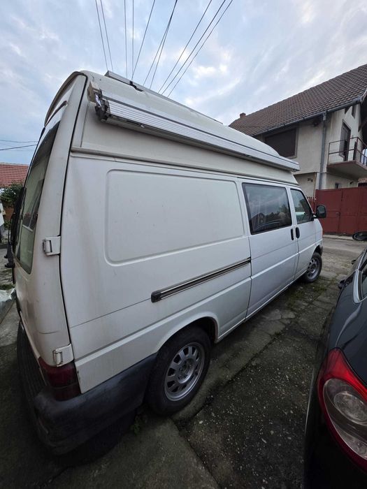 Microbuz camping