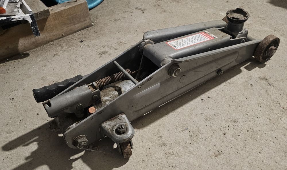 Домкрат гидравлический Матрикс