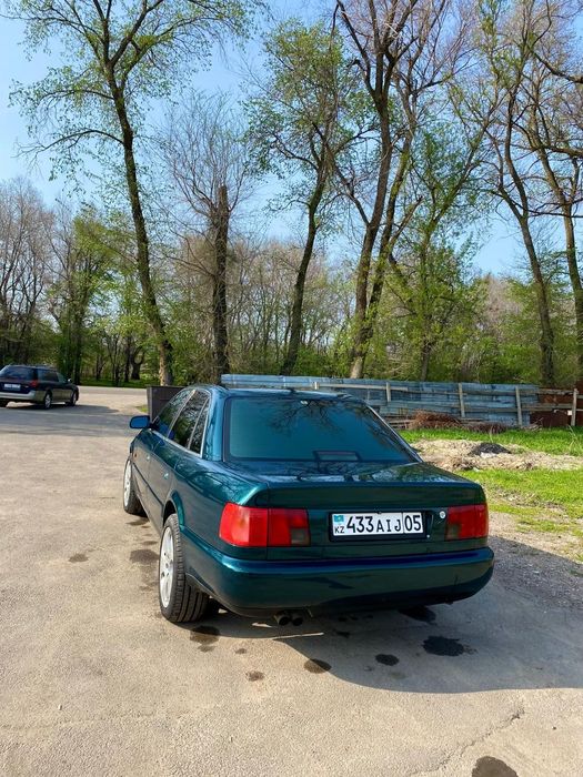 Продам Ауди А6 с4