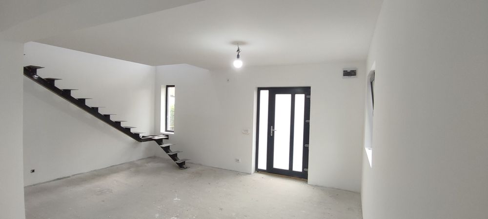 Casă noua ,P+1 semicentral Târgu Jiu | 112 mp | teren 408 mp |