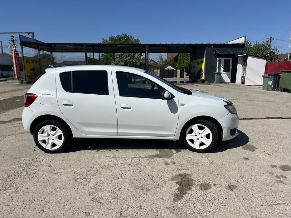 DACIA Sandero 2015 — imagine 3