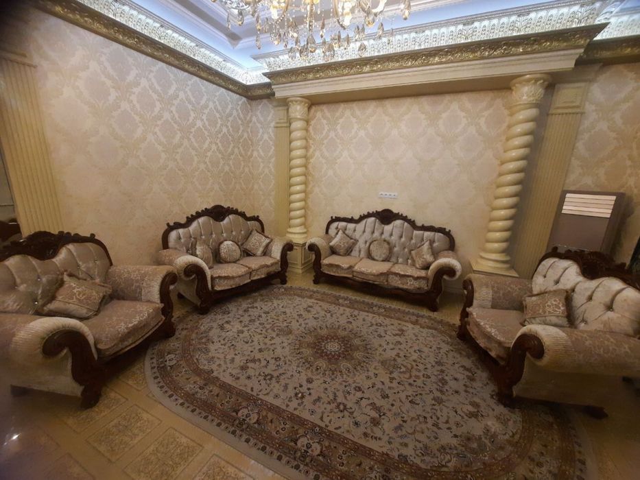 Каштановый мебел