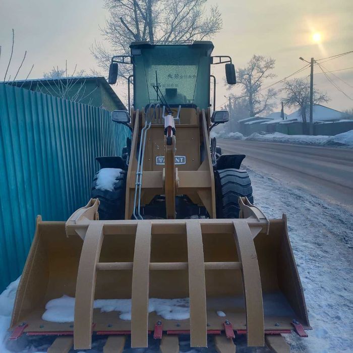 Фронтальный погрузчик Talant ZL946