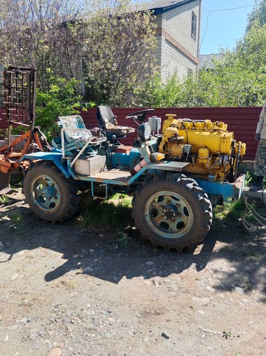 продам трактор " Безумный МаХ"