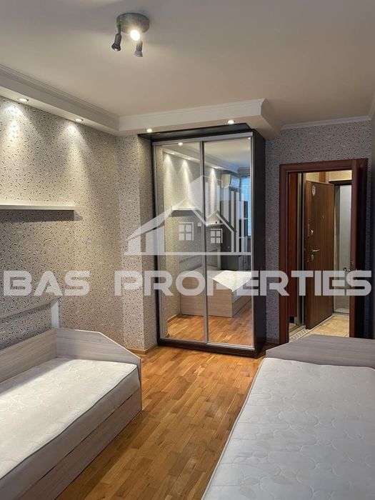 Продава се Тристаен апартамент в София, Белите брези - 80 кв.м за 1785 €/кв.м - Снимка #5