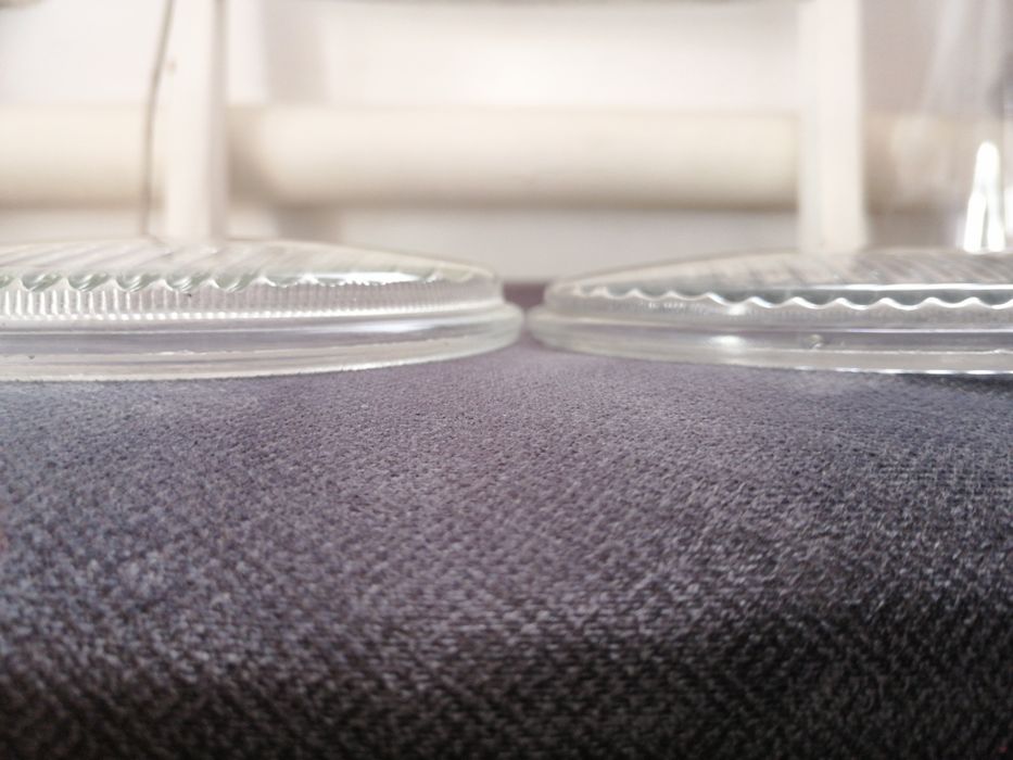 Стекла фар  бмв е34