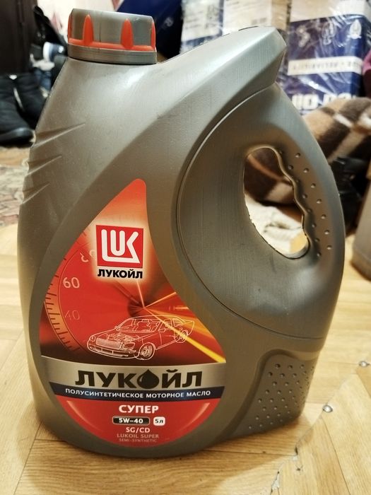 Продаю моторное масло для машины