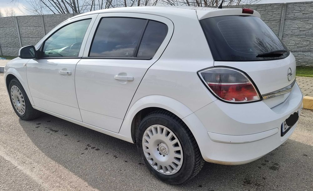 Unic Proprietar, Opel Astra H, 167000 km, GPL, revizii doar la service