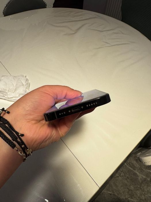 Vand Iphone 14 pro Neverlock