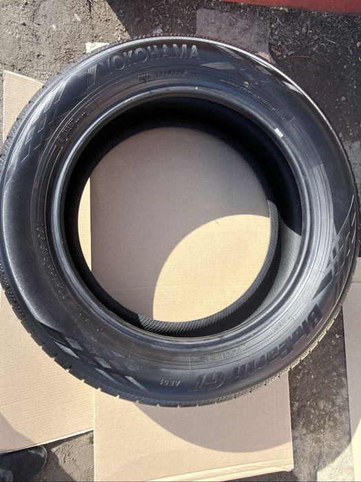 Продам шины состояние нового