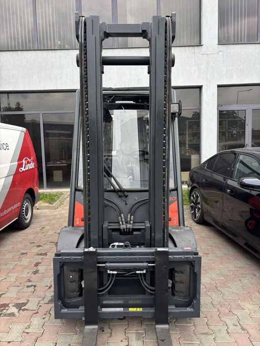 Stivuitor - Motostivuitor Linde H30T-02 GPL An fabricație: 11/2018