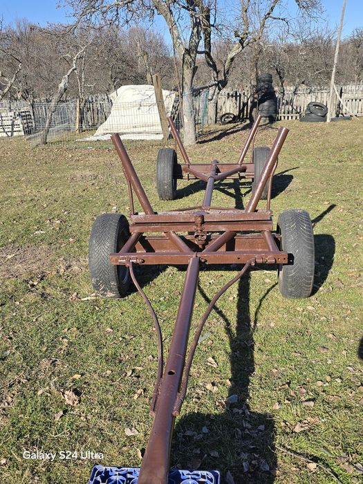 Vând căruță pentru tractor