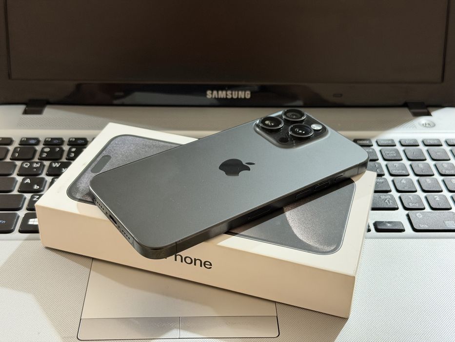 Iphone 15 PRO MAX Като нов!!!