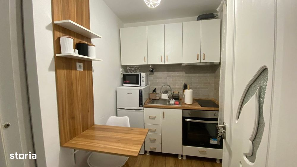 Garsoniera de vanzare - 25 mp, renovata - Zona parcului Lira, Sibiu