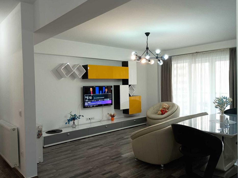 Apartament 3 camere, 92 mp, parcare + boxă, Maurer, Coresi , Tractorul