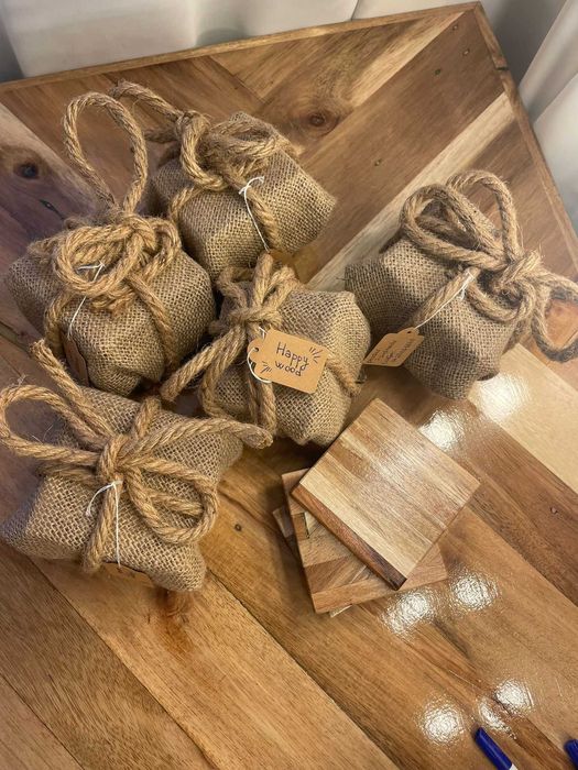 Suporti pahare din lemn natur / set cadou