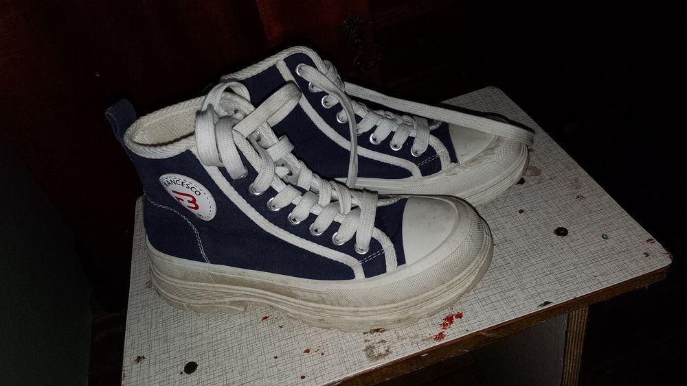 Продам обувь все за 10 тыщь