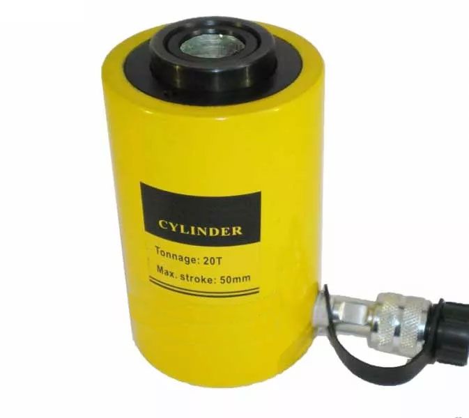 Продавам Нов Хидравличен крик Аналог "енерпак" с ръчна помпа (20 Tона)