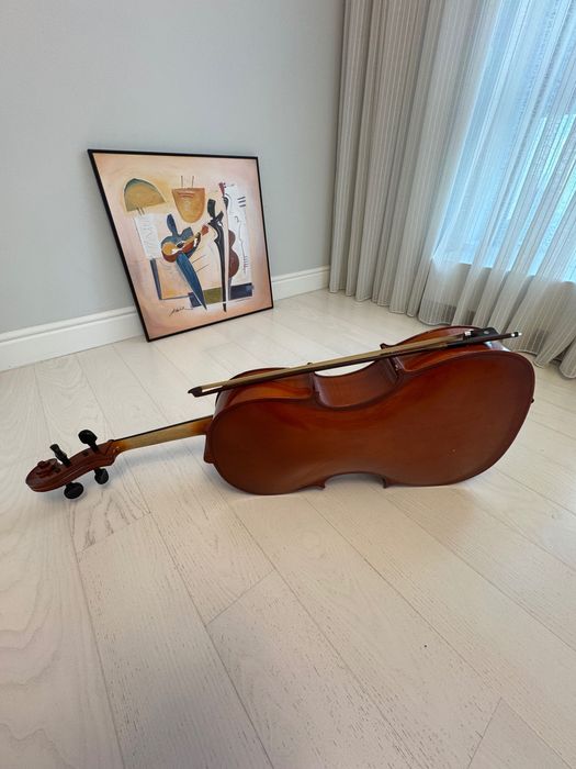 Продавам виолончело 2/4
