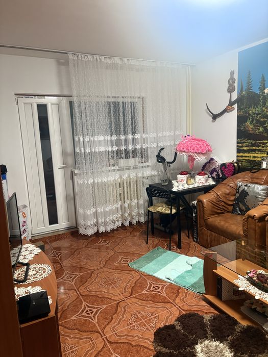 Apartament 3 camere Titan