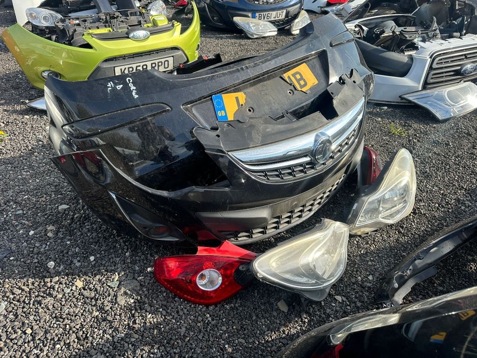 Fata completa bot piese Opel Corsa D Facelift