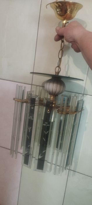 Люстры ,бра , плафоны.