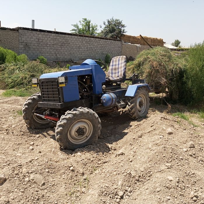 Miniy tirahtir 4x4