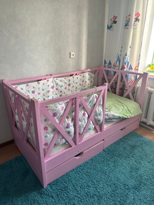 Продам детскую кровать