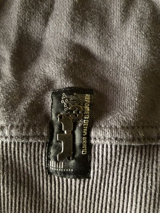 Hanorace, diferite marimi si firme