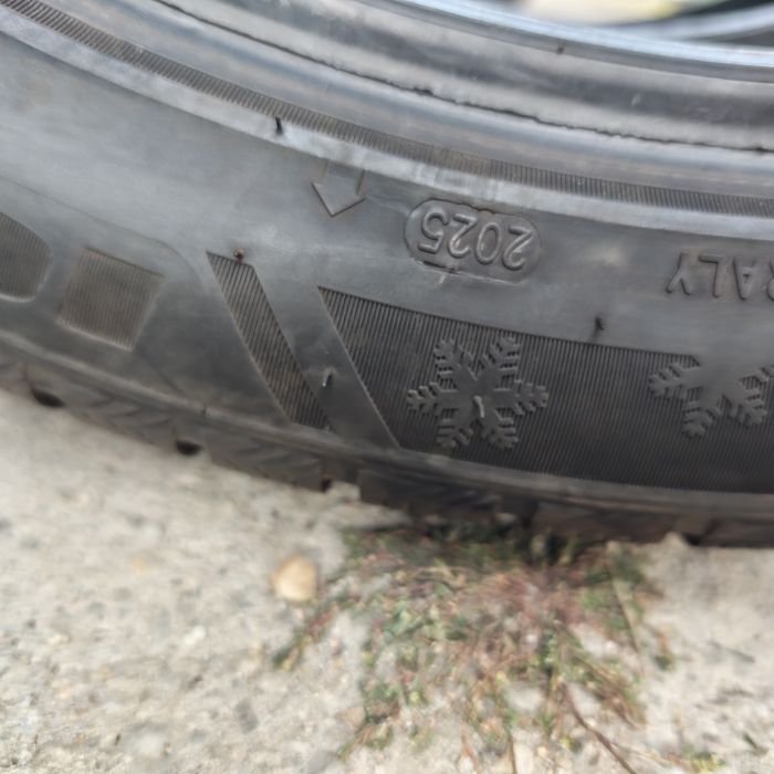 Anvelope 245/45R19 marca Sailun, DOT 2025, M+S,8 mm