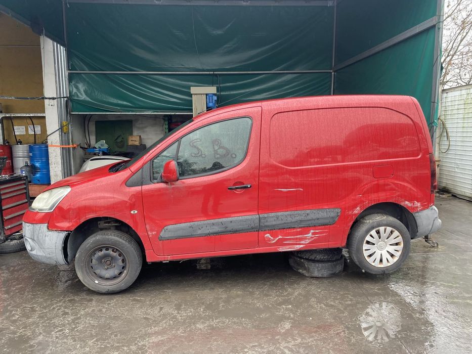 Citroen Berlingo 1.6i На части!!!