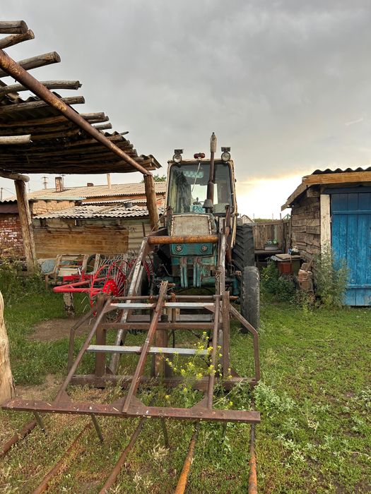 Продам трактор