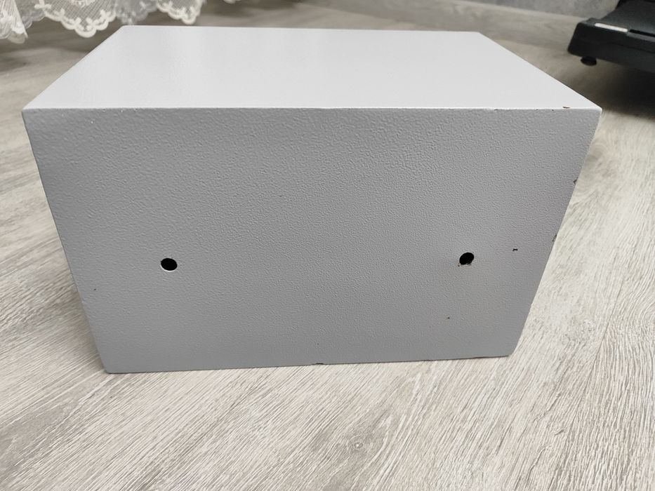 Сейф TINBO размер 30*20*20 см