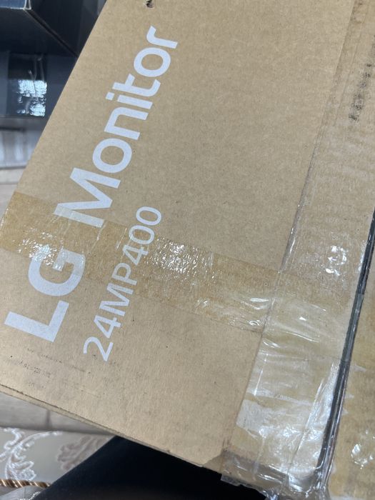 Монитор LG 24mp400 B