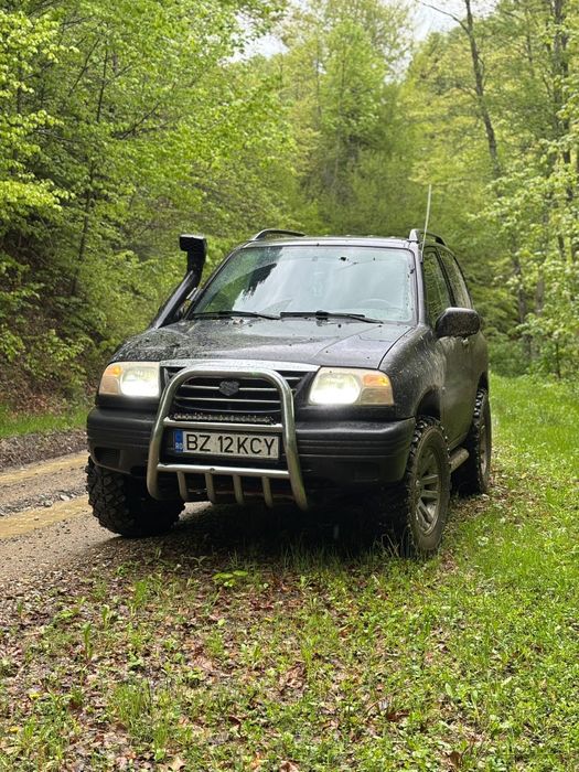 Vând suzuki grand vitara