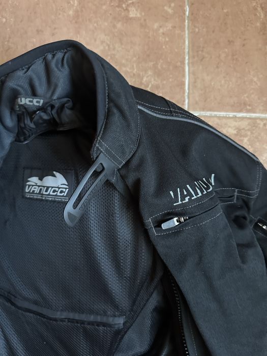 Мотокуртка Vanucci